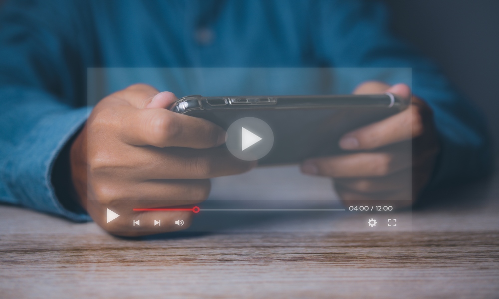 Российские видеоплатформы заменят YouTube, заявили в Госдуме